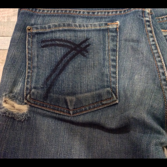 7 FOR ALL MANKIND Dojo SZ 28 Jeans Distressed - Picture 6 of 6